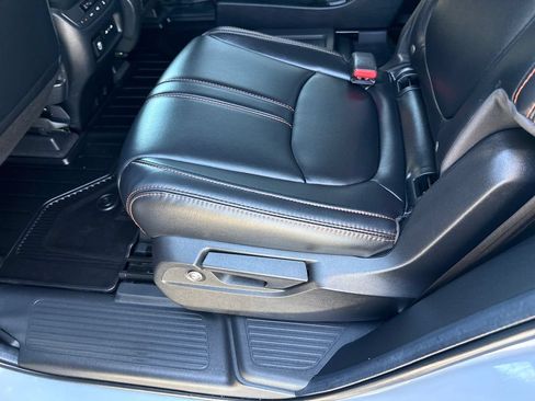 Certified 2025 Honda Pilot TrailSport image 19