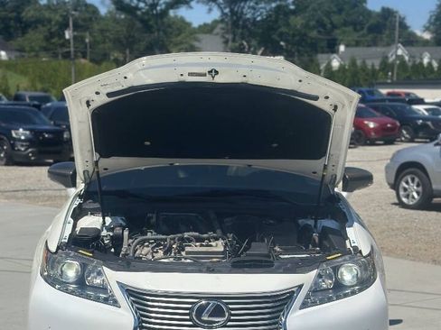 Used 2013 Lexus ES 350 w/ Luxury Pkg FWD image 11