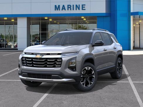 New 2027 Chevrolet Equinox LT w/ Convenience Package II FWD image 6