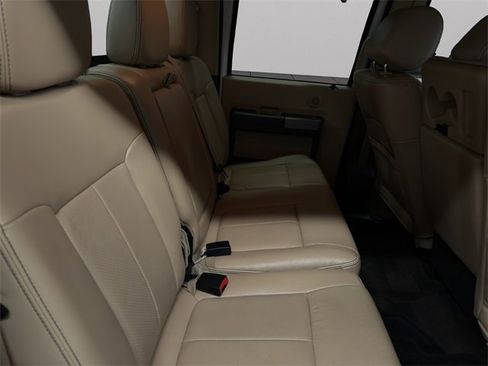 Used 2016 Ford F350 Lariat w/ Chrome Package image 19