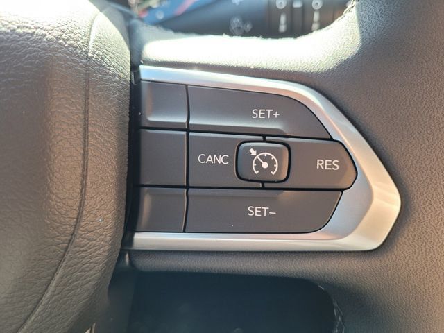 Used 2026 Jeep Compass Latitude AWD/4WD image 26