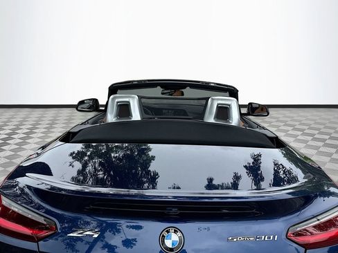 Used 2022 BMW Z4 sDrive30i w/ Convenience Package RWD image 32
