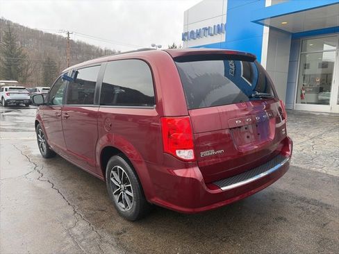 Used 2018 Dodge Grand Caravan GT FWD image 6