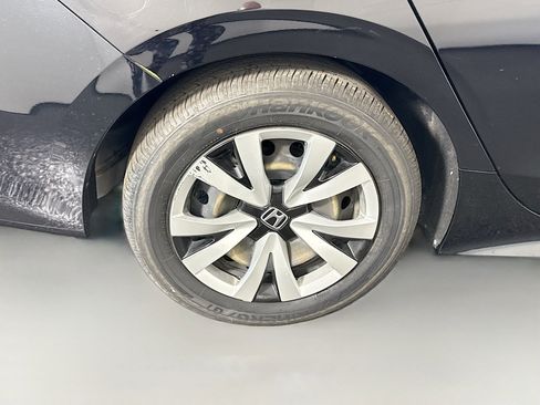Used 2023 Honda Civic LX image 33