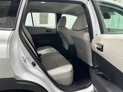 Used 2025 Toyota Corolla Cross L image 50