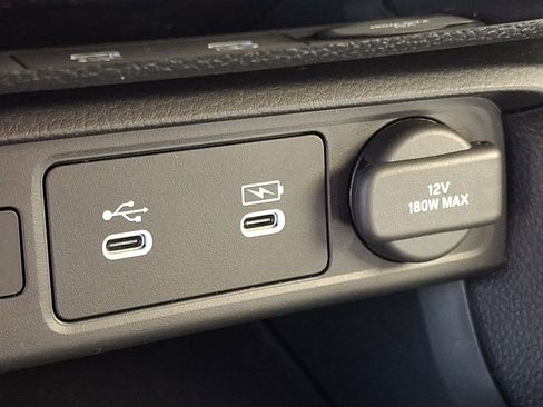 Used 2025 Honda Civic Sport image 25