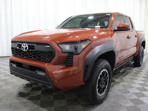 Used 2025 Toyota Tacoma TRD Off-Road w/ TRD Off Road Upgrade Package image 50