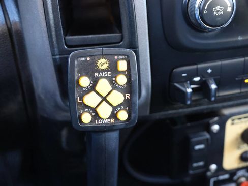 Used 2017 RAM 5500 Tradesman w/ Power & Remote Entry Group image 23