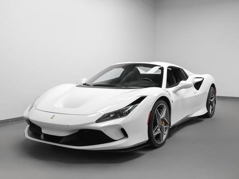 Certified 2022 Ferrari F8 Tributo RWD image 76