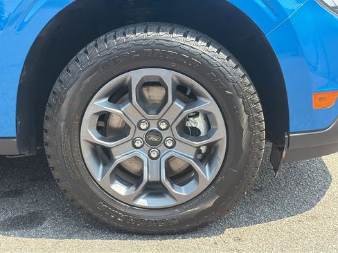 Used 2025 Ford Maverick XLT w/ Equipment Group 302A AWD/4WD image 31
