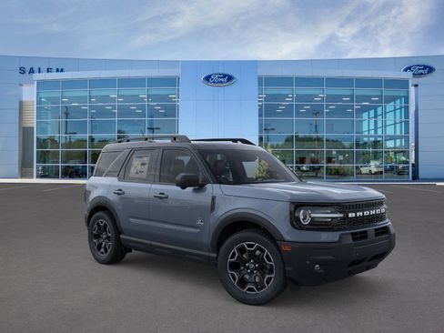 New 2025 Ford Bronco Sport Outer Banks w/ Outer Banks Tech Package+ image 1