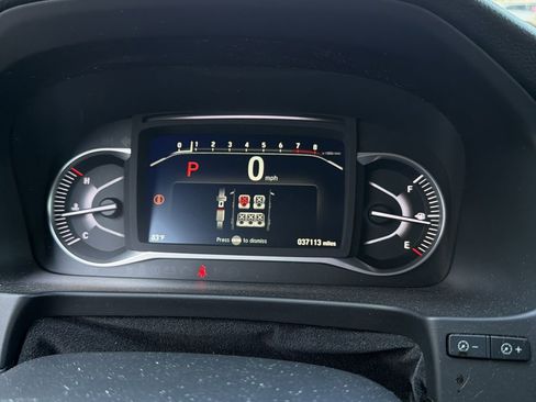Used 2024 Honda Passport EX-L image 10