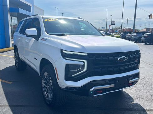 Used 2025 Chevrolet Tahoe Z71 image 7