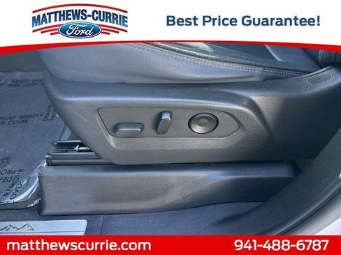 Used 2024 Chevrolet Silverado 3500 High Country w/ High Country Premium Package AWD/4WD image 10