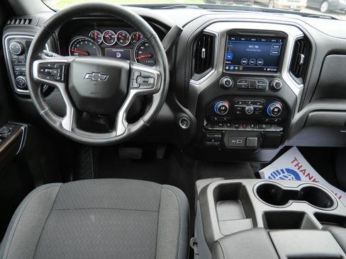 Used 2019 Chevrolet Silverado 1500 RST AWD/4WD image 17