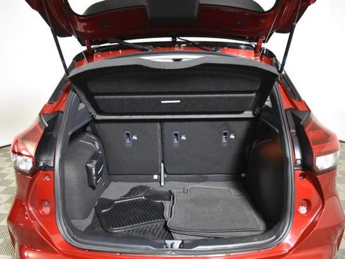 Used 2024 Nissan Kicks SR w/ SR Premium Package FWD image 30