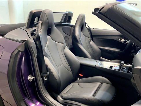 Used 2025 BMW Z4 M40i image 9