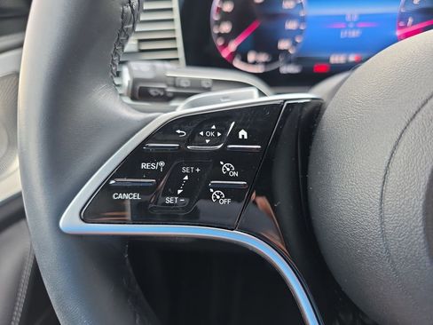 Used 2024 Mercedes-Benz GLE 450 4MATIC image 21