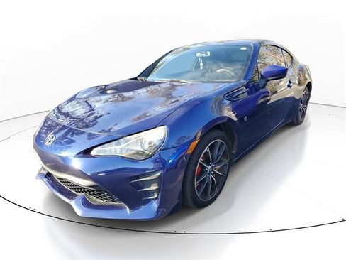 Used 2017 Toyota 86 image 5