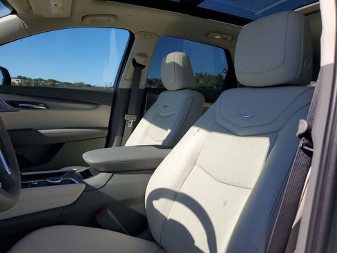 New 2025 Cadillac XT5 Premium Luxury w/ LPO, Floor Liner Package image 20