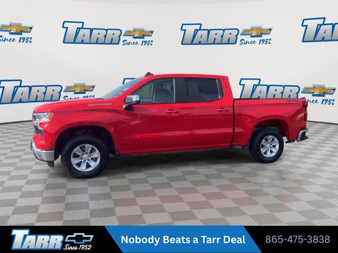 Used 2025 Chevrolet Silverado 1500 LT AWD/4WD image 5