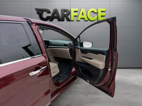 Used 2018 Honda Odyssey Touring image 29