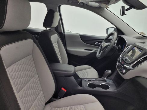 Used 2019 Chevrolet Equinox LS FWD image 21