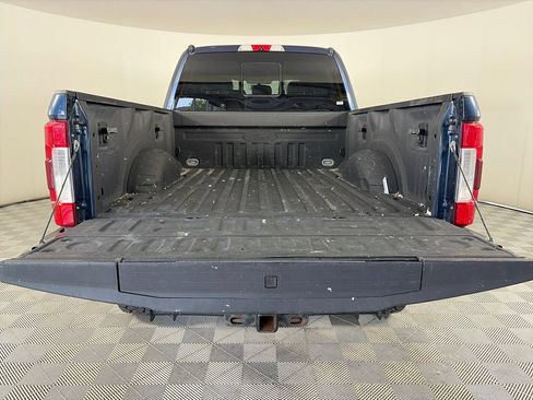 Used 2018 Ford F250 Lariat w/ Lariat Value Package AWD/4WD image 27