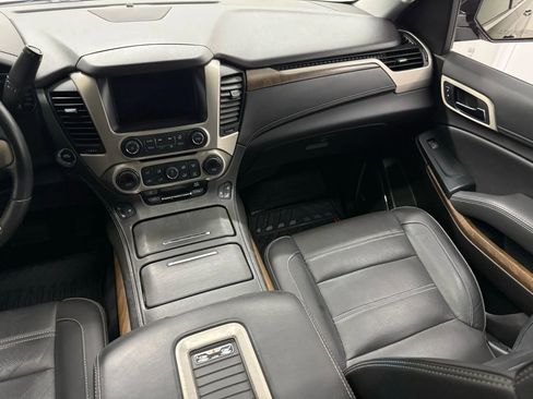 Used 2019 GMC Yukon XL Denali w/ Denali Ultimate Package image 34