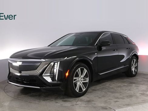 Used 2024 Cadillac Lyriq Tech w/ LPO, Floor Liner Package RWD image 2