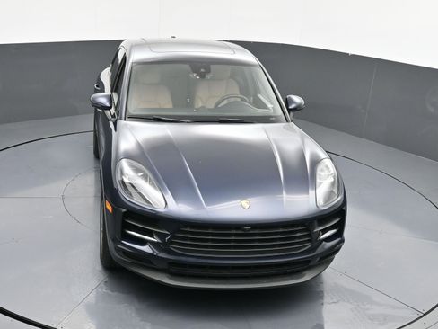 Used 2021 Porsche Macan S image 32