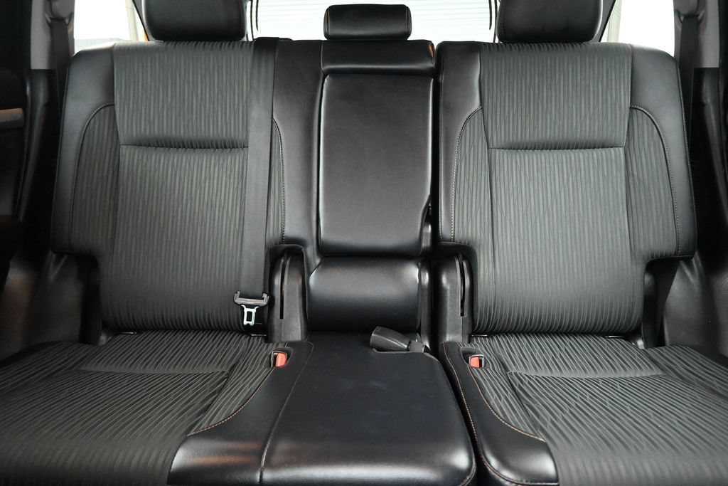Used 2019 Toyota Highlander Plus AWD/4WD image 27