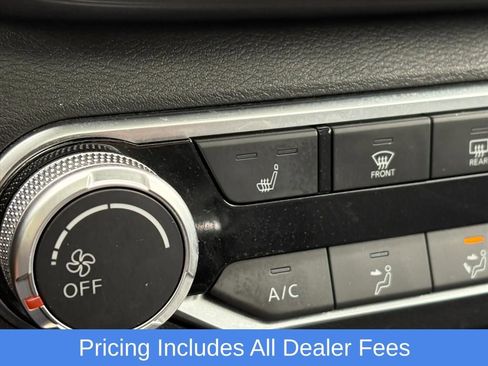 Used 2023 Nissan Altima 2.5 SR w/ SR Premium Package FWD image 16