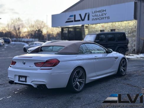 Used 2017 BMW M6 Convertible image 9