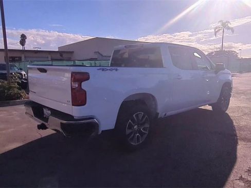 Used 2021 Chevrolet Silverado 1500 LT w/ All Star Edition Plus image 9