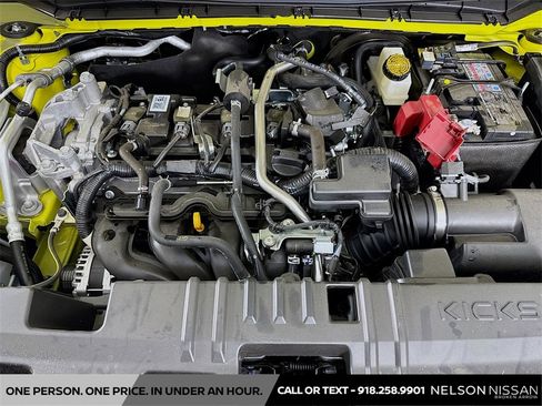 New 2025 Nissan Kicks SR image 27