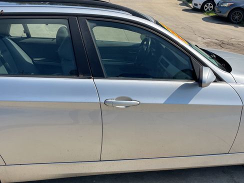 Used 2007 BMW 328xi Wagon image 13