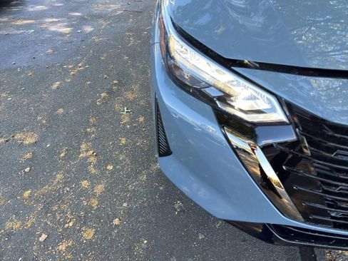 New 2025 Nissan Sentra SR image 10