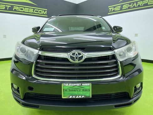 Used 2015 Toyota Highlander XLE image 3