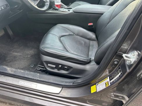 Used 2021 Toyota Camry XSE FWD image 12
