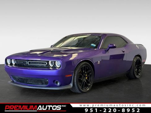 Used 2018 Dodge Challenger R/T Scat Pack w/ Leather Interior Group image 1