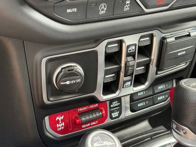 Used 2026 Jeep Gladiator Rubicon AWD/4WD image 17