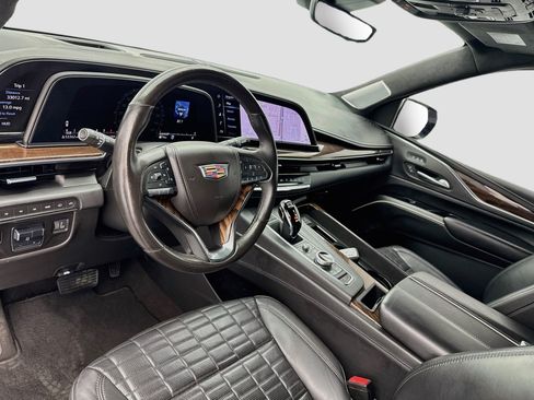 Used 2023 Cadillac Escalade Sport Platinum w/ LPO, ONYX Package AWD/4WD image 7