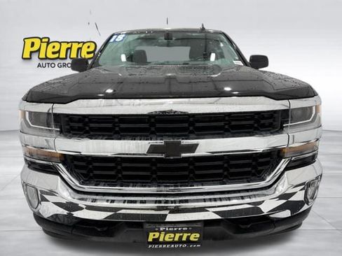 Used 2018 Chevrolet Silverado 1500 LT w/ LT Eassist Package image 7