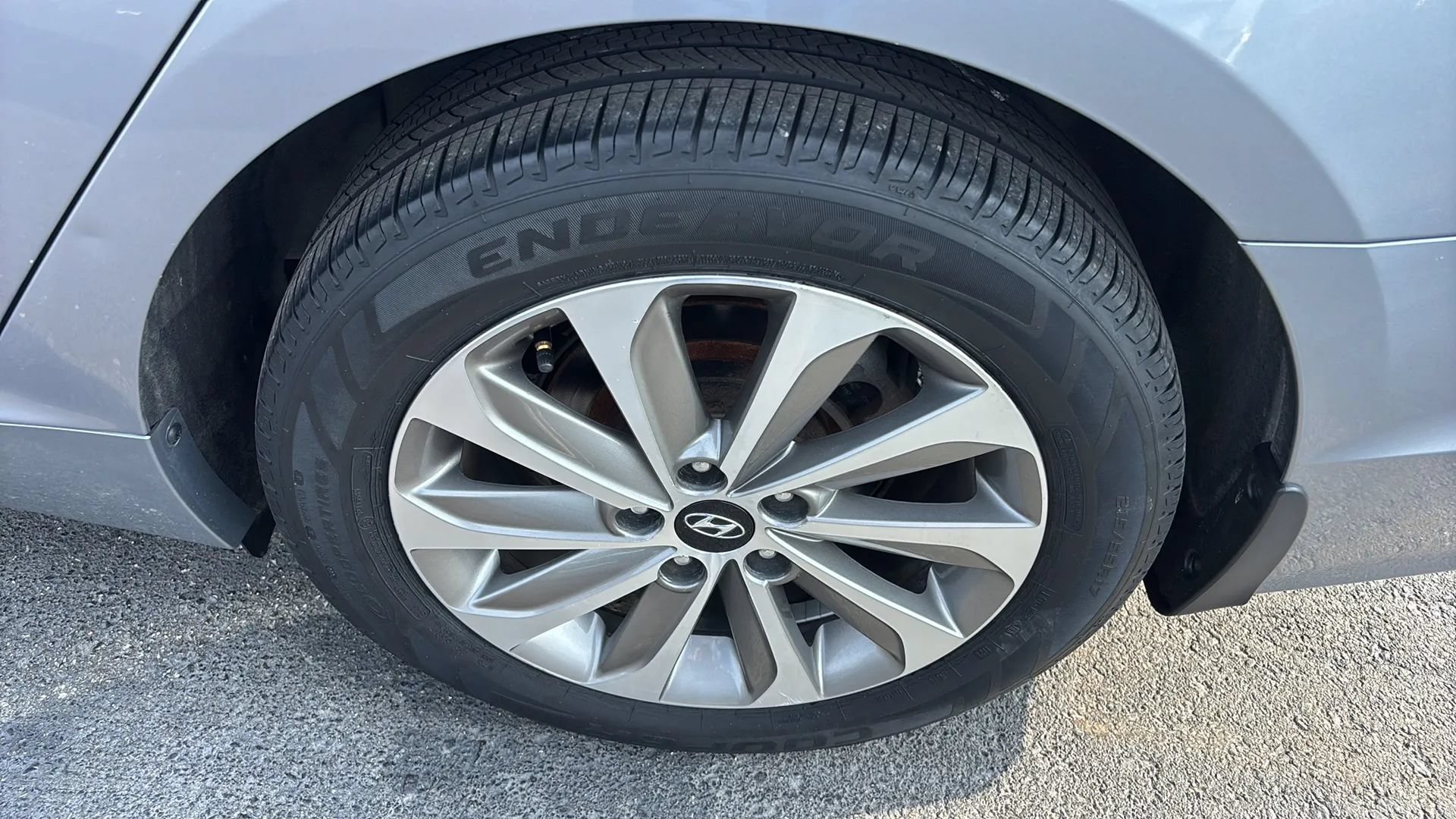 Used 2015 Hyundai Sonata SE FWD image 24