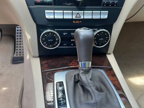 Used 2013 Mercedes-Benz C 250 Coupe image 13