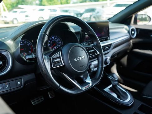 Used 2024 Kia Forte GT-Line w/ GT-Line Premium Package FWD image 6