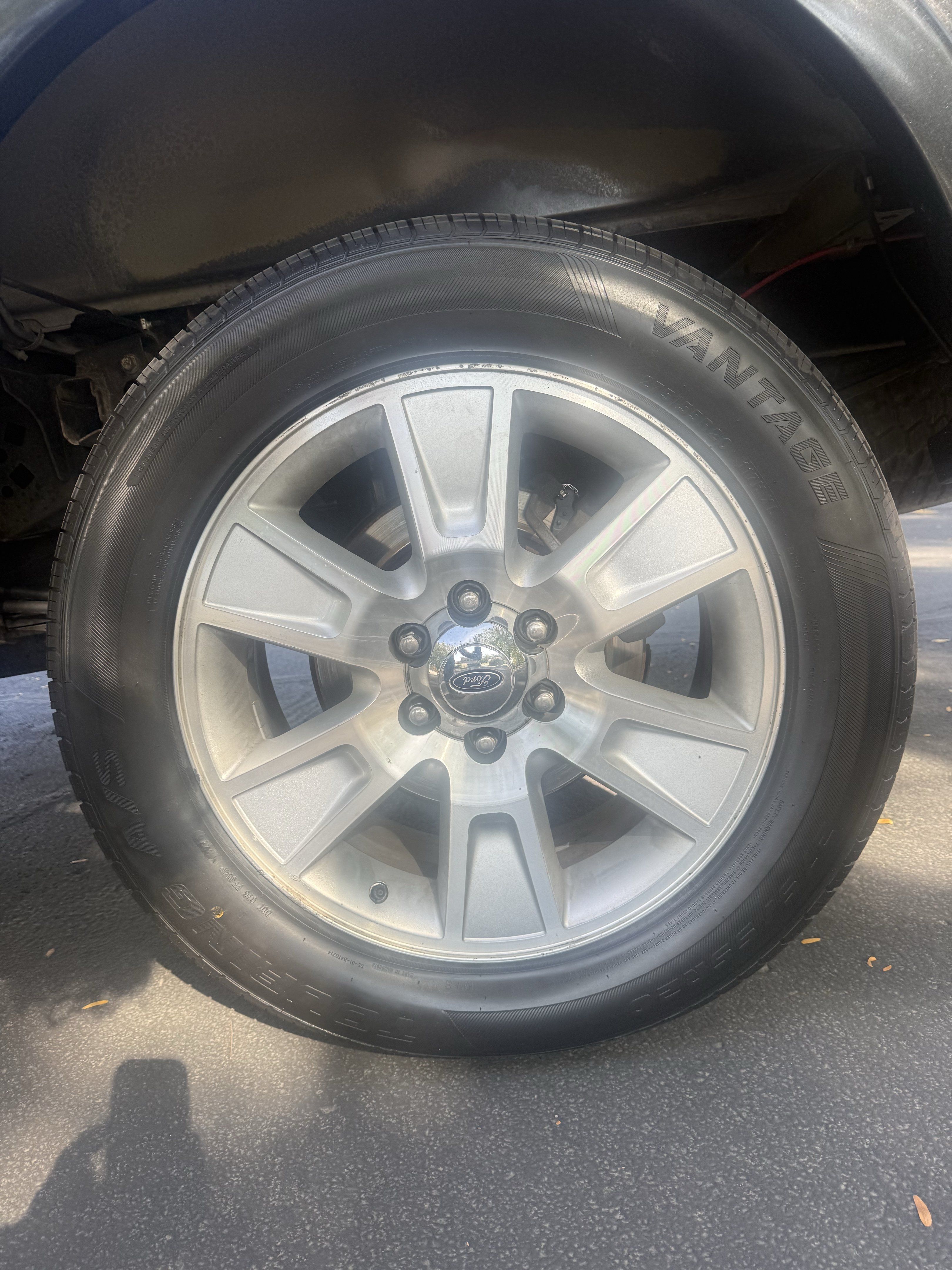 Used 2013 Ford F150 Lariat w/ Luxury Equipment Group AWD/4WD image 9