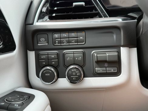 New 2026 Chevrolet Tahoe Premier AWD/4WD image 33
