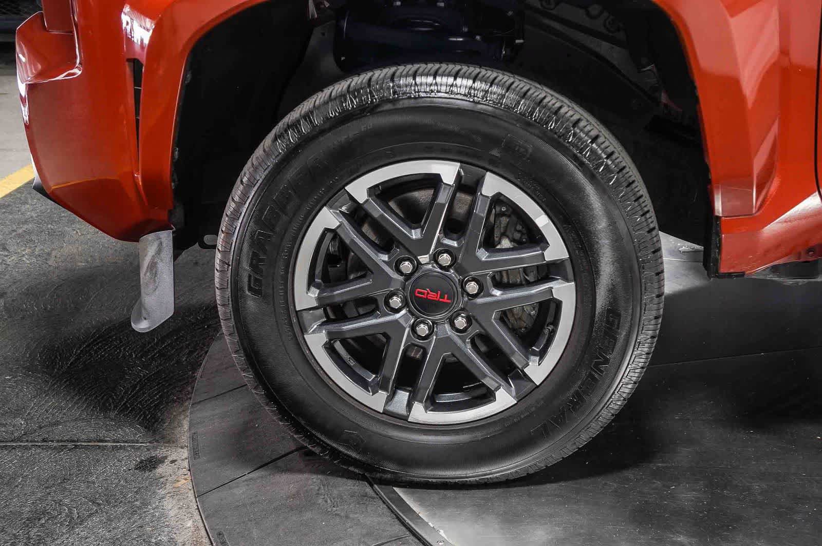 Certified 2025 Toyota Tacoma TRD Sport AWD/4WD image 11